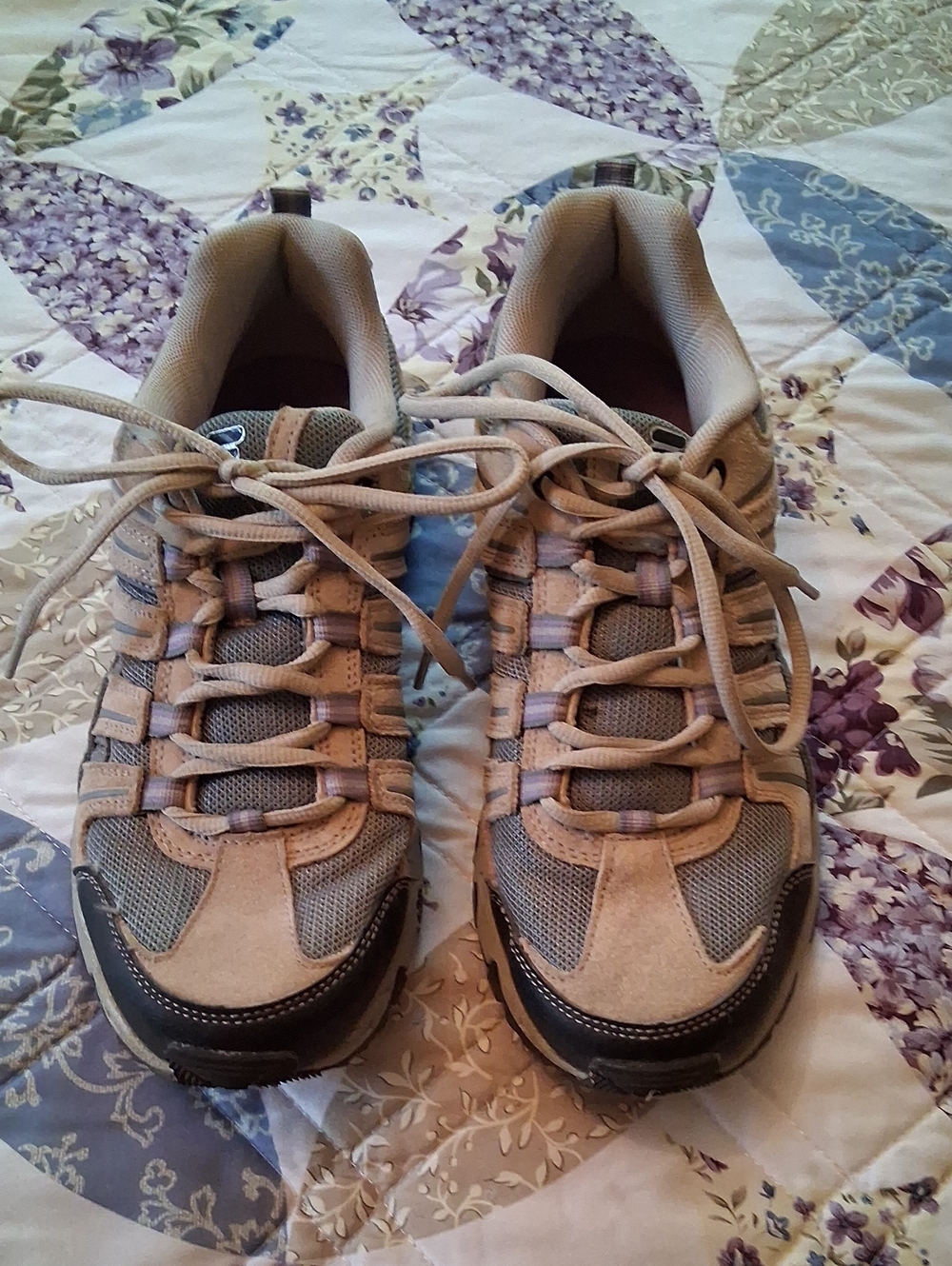 Fila Light Taupe Gray Mesh Walking Sneakers Size 10